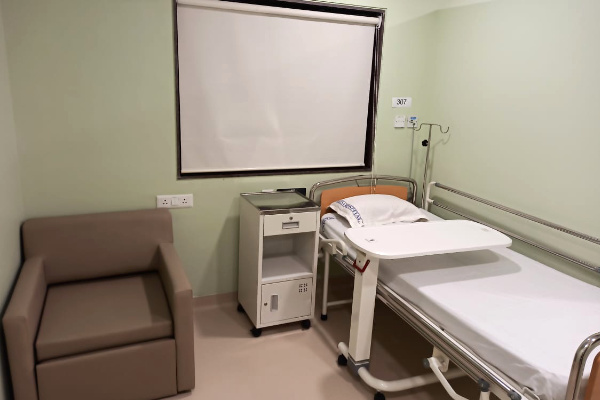 Rooms & Wards - Acute Ward - Twin Room