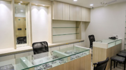 Dhiren Eye Clinic Pharmacy 2